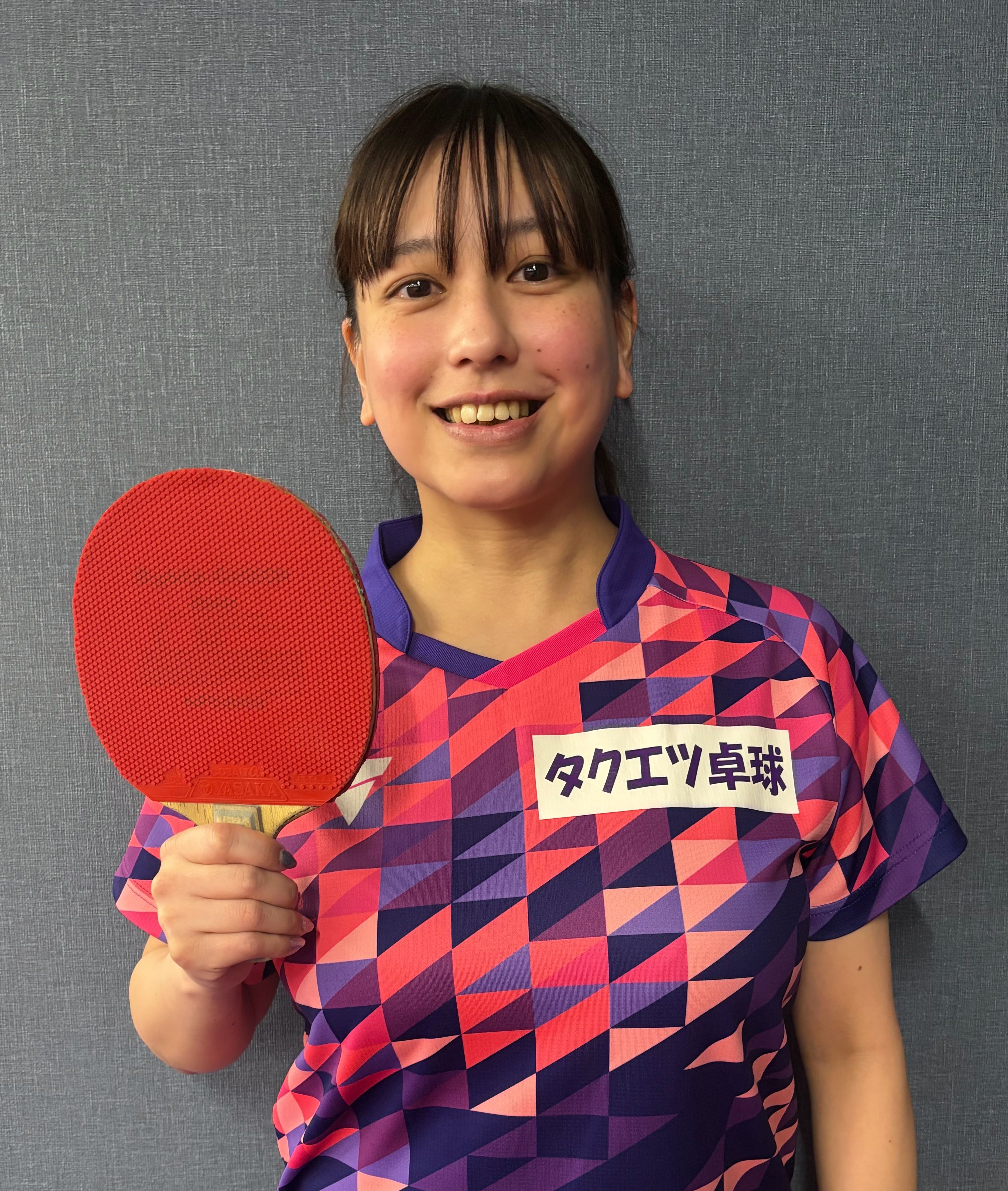 星野麗奈コーチ写真