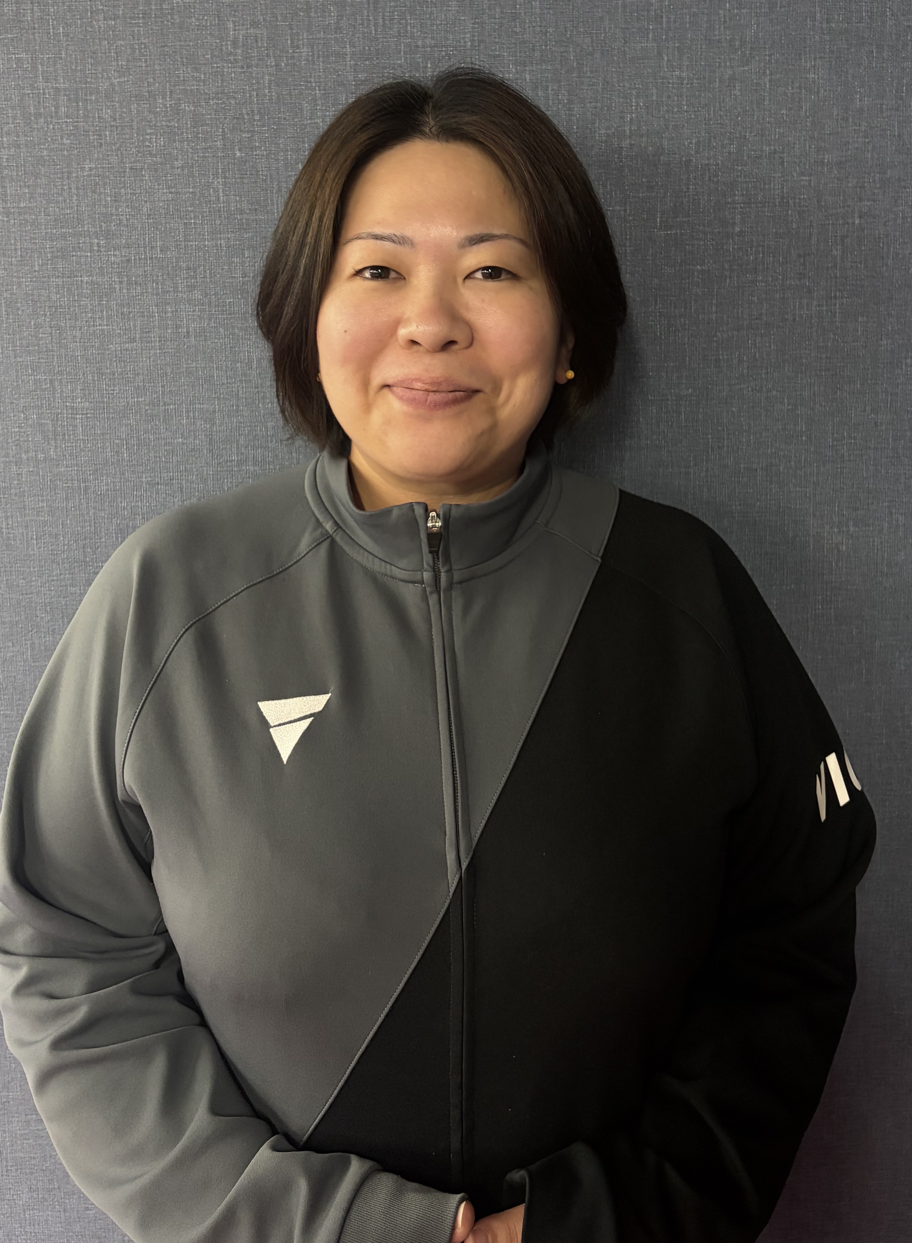 設樂コーチ写真